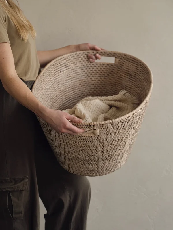 Cesta White Rattan Laundry Basket