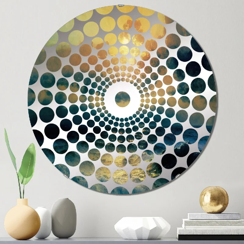 Designart "Wild Ocean Waves Breaking In The Sunset II" - Coastal Coastal Waves Concentric Circles Decorative Mirror