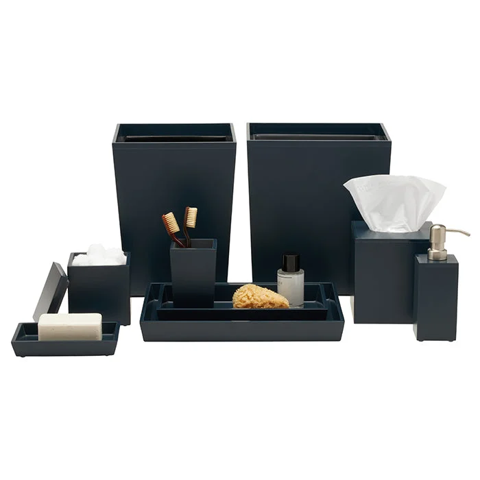 Quincy Lacquered Wood Bathroom Accessories (Matte Navy)